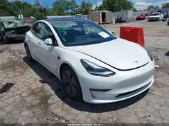 5YJ3E1EA4MF027196 2021 TESLA MODEL 3