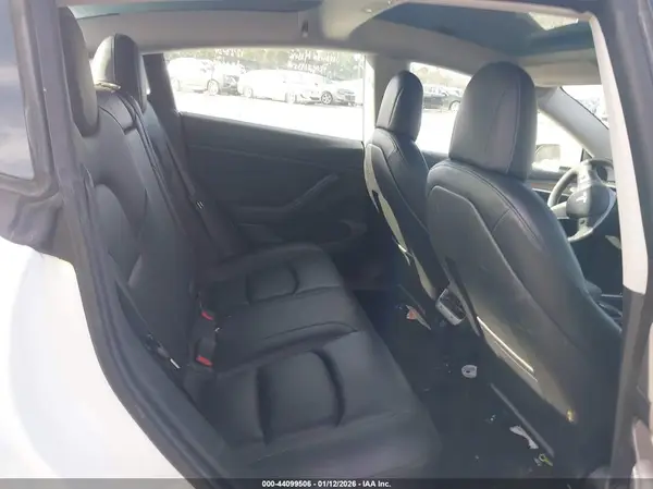 5YJ3E1EA4MF029322 2021 TESLA MODEL 3 - Image 8