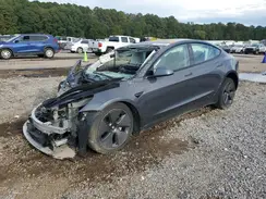 5YJ3E1EA4MF031152 2021 TESLA MODEL 3