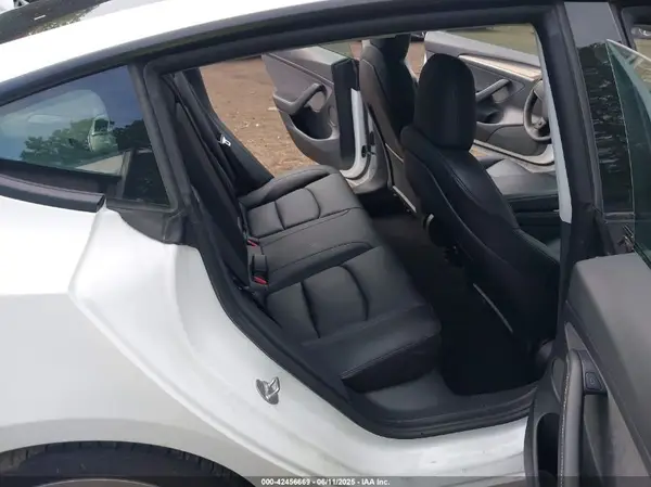 5YJ3E1EA4MF043432 2021 TESLA MODEL 3 - Image 8