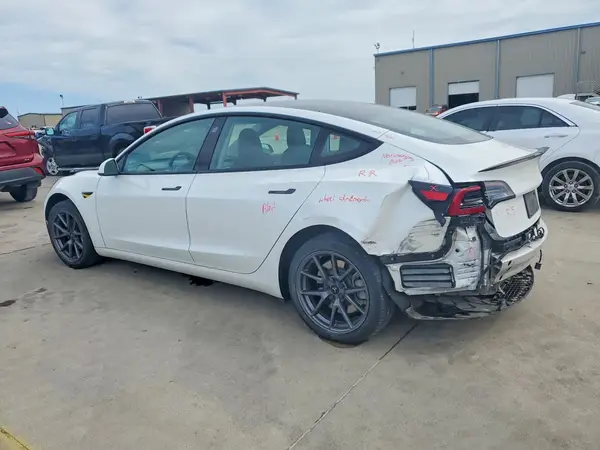 5YJ3E1EA4MF048081 2021 TESLA MODEL 3 - Image 2