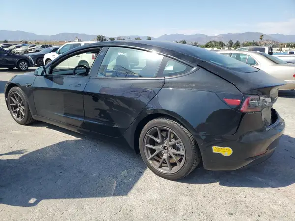 5YJ3E1EA4MF067083 2021 TESLA MODEL 3 - Image 2