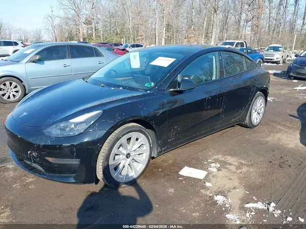 5YJ3E1EA4MF070324 2021 TESLA MODEL 3 - Image 2