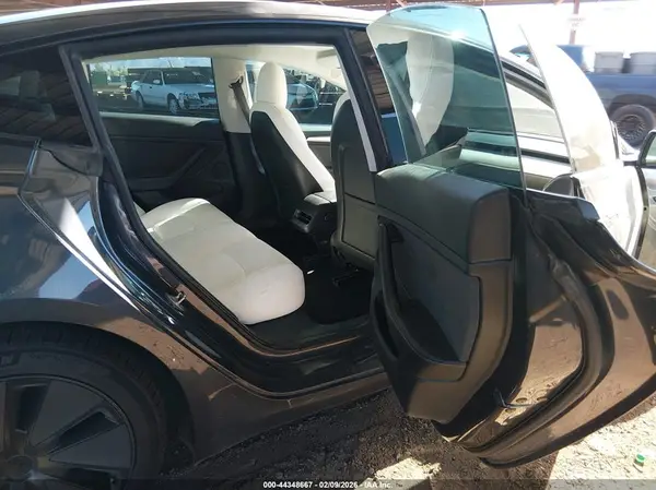 5YJ3E1EA4MF071358 2021 TESLA MODEL 3 - Image 8