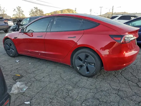 5YJ3E1EA4MF074745 2021 TESLA MODEL 3 - Image 2