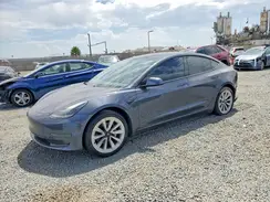 5YJ3E1EA4MF082392 2021 TESLA MODEL 3
