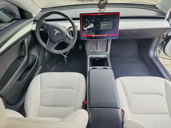 5YJ3E1EA4MF083252 2021 TESLA MODEL 3 - Image 8