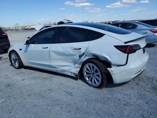 5YJ3E1EA4MF086653 2021 TESLA MODEL 3 - Image 2