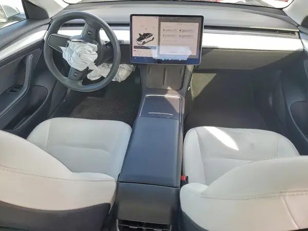 5YJ3E1EA4MF087852 2021 TESLA MODEL 3 - Image 8
