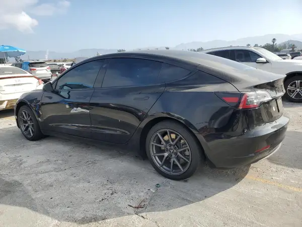 5YJ3E1EA4MF089374 2021 TESLA MODEL 3 - Image 2