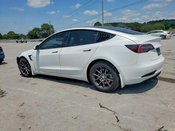 5YJ3E1EA4MF090010 2021 TESLA MODEL 3 - Image 2