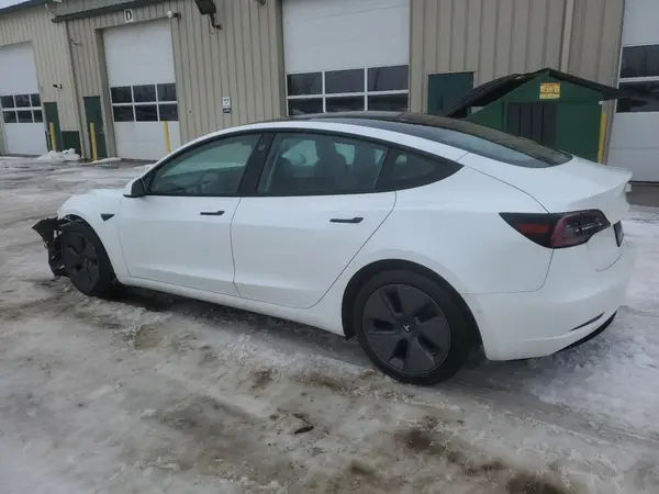 5YJ3E1EA4MF092260 2021 TESLA MODEL 3 - Image 2
