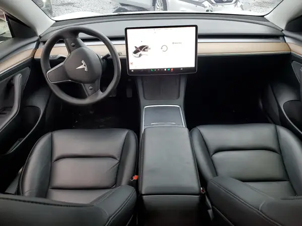 5YJ3E1EA4MF093795 2021 TESLA MODEL 3 - Image 8