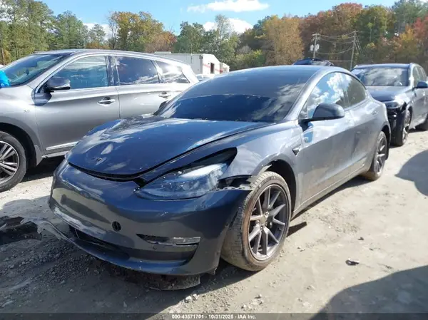 5YJ3E1EA4MF094574 2021 TESLA MODEL 3 - Image 2