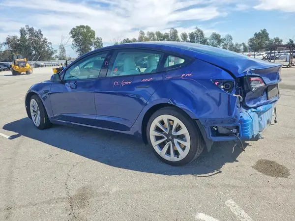 5YJ3E1EA4MF096583 2021 TESLA MODEL 3 - Image 2