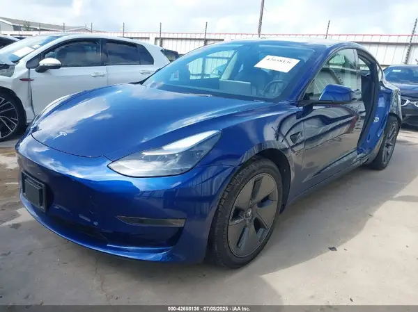 5YJ3E1EA4MF099631 2021 TESLA MODEL 3 - Image 2