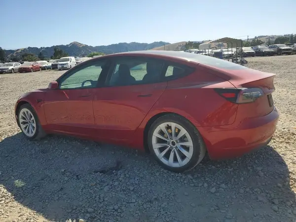 5YJ3E1EA4MF099984 2021 TESLA MODEL 3 - Image 2