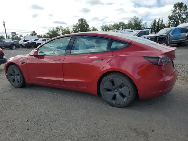 5YJ3E1EA4MF100096 2021 TESLA MODEL 3 - Image 2