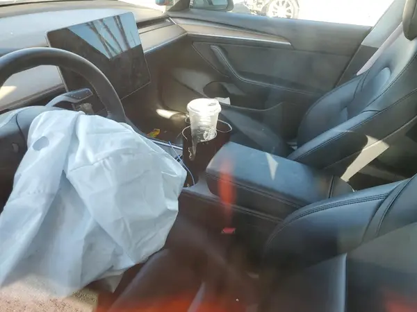5YJ3E1EA4MF100762 2021 TESLA MODEL 3 - Image 8