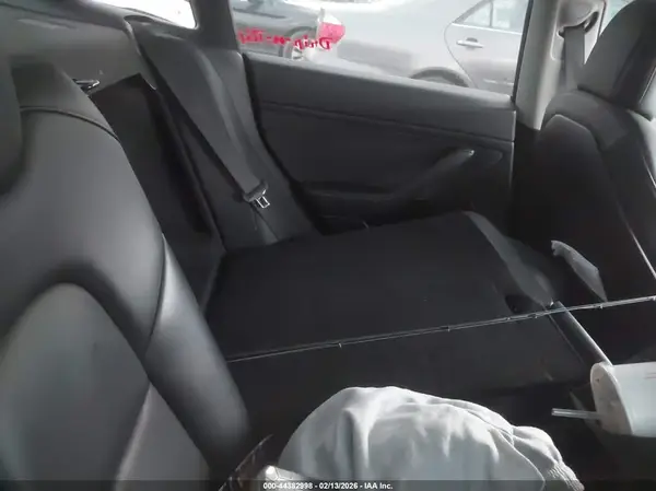 5YJ3E1EA4MF143711 2021 TESLA MODEL 3 - Image 8