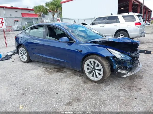 5YJ3E1EA4MF849884 2021 TESLA MODEL 3 - Image 1