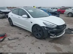 5YJ3E1EA4MF854194 2021 TESLA MODEL 3