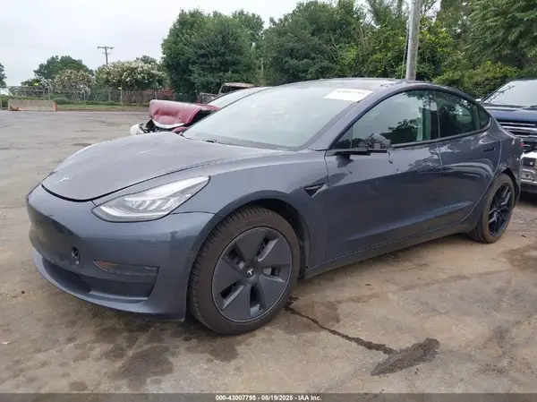 5YJ3E1EA4MF859413 2021 TESLA MODEL 3 - Image 2