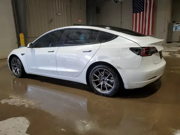 5YJ3E1EA4MF867074 2021 TESLA MODEL 3 - Image 2