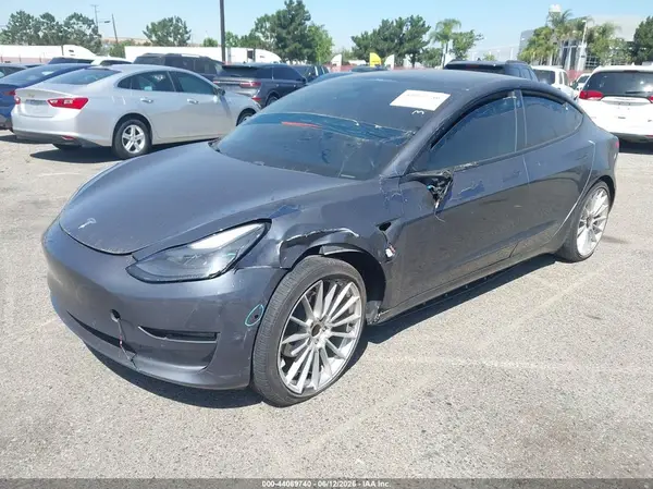 5YJ3E1EA4MF867561 2021 TESLA MODEL 3 - Image 2