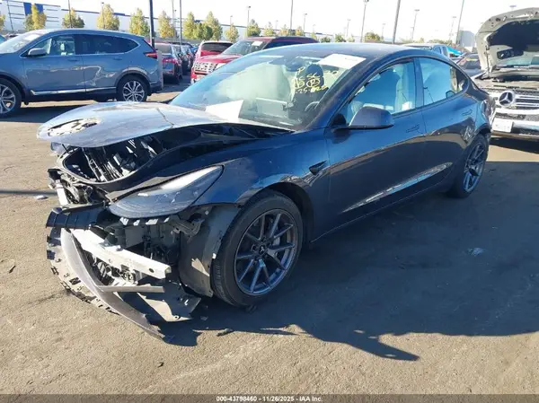 5YJ3E1EA4MF867592 2021 TESLA MODEL 3 - Image 2