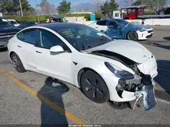 5YJ3E1EA4MF868418 2021 TESLA MODEL 3