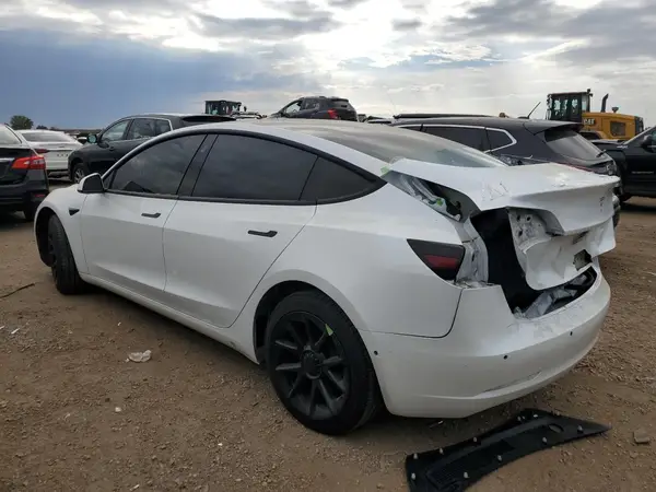 5YJ3E1EA4MF870749 2021 TESLA MODEL 3 - Image 2