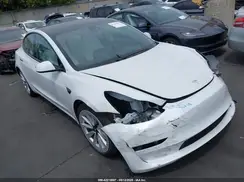 5YJ3E1EA4MF874784 2021 TESLA MODEL 3