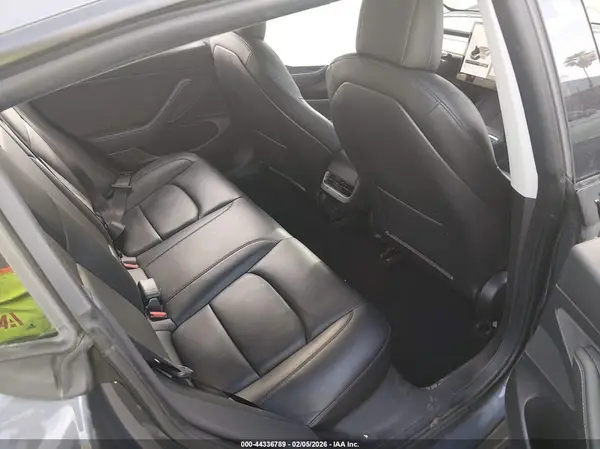 5YJ3E1EA4MF876003 2021 TESLA MODEL 3 - Image 8