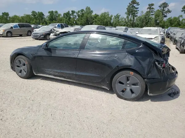 5YJ3E1EA4MF877717 2021 TESLA MODEL 3 - Image 2