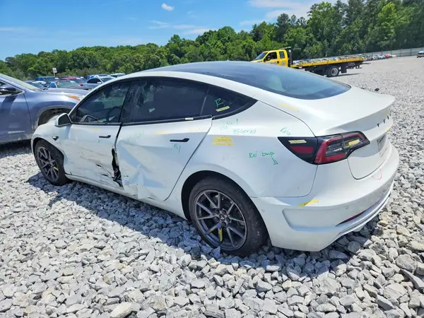 5YJ3E1EA4MF877927 2021 TESLA MODEL 3 - Image 2