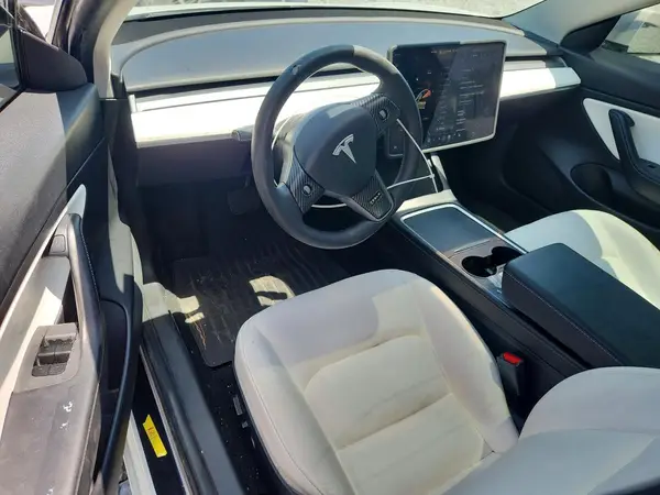 5YJ3E1EA4MF877927 2021 TESLA MODEL 3 - Image 8