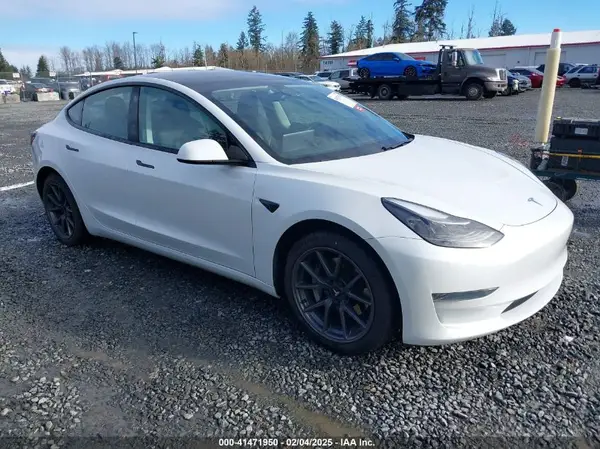 5YJ3E1EA4MF907895 2021 TESLA MODEL 3 - Image 1