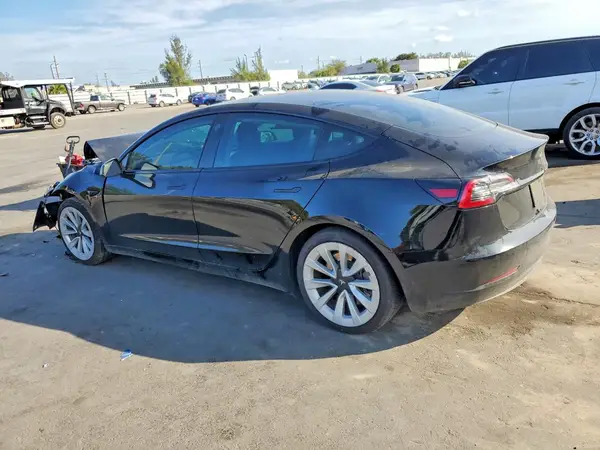 5YJ3E1EA4MF908111 2021 TESLA MODEL 3 - Image 2