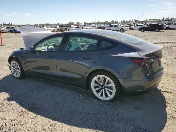 5YJ3E1EA4MF908741 2021 TESLA MODEL 3 - Image 2