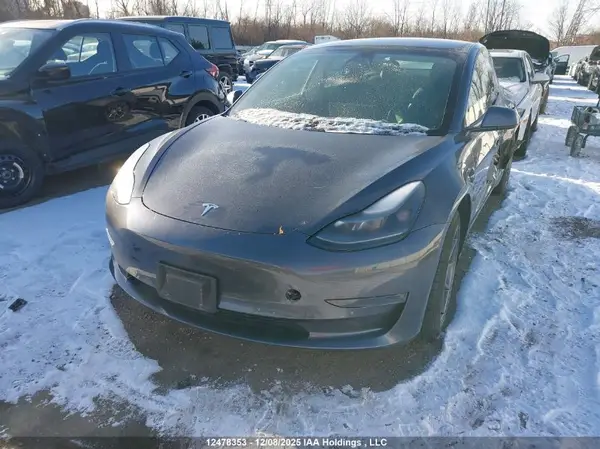 5YJ3E1EA4MF918797 2021 TESLA MODEL 3 - Image 2