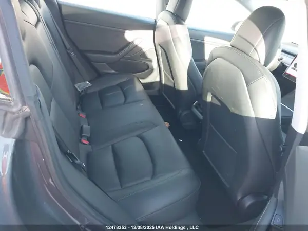 5YJ3E1EA4MF918797 2021 TESLA MODEL 3 - Image 8