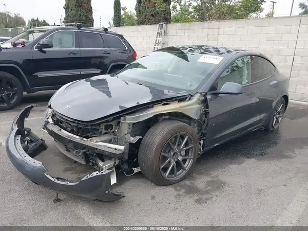 5YJ3E1EA4MF919335 2021 TESLA MODEL 3 - Image 2