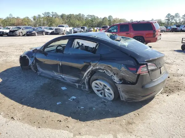 5YJ3E1EA4MF920047 2021 TESLA MODEL 3 - Image 2