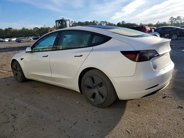 5YJ3E1EA4MF921473 2021 TESLA MODEL 3 - Image 2