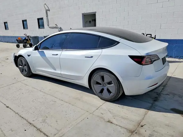 5YJ3E1EA4MF925751 2021 TESLA MODEL 3 - Image 2