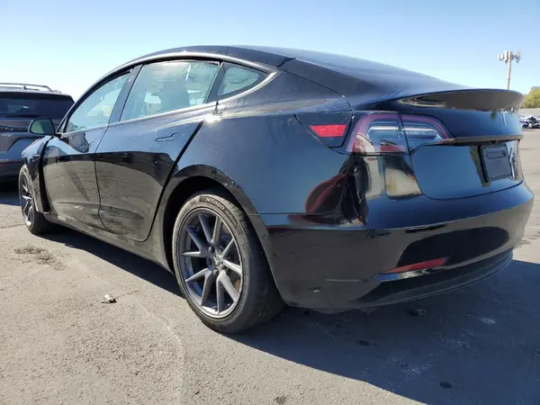5YJ3E1EA4MF929301 2021 TESLA MODEL 3 - Image 2