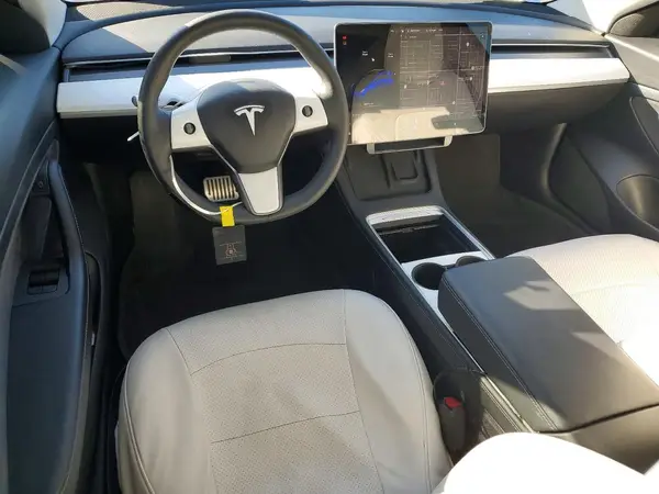 5YJ3E1EA4MF930724 2021 TESLA MODEL 3 - Image 8