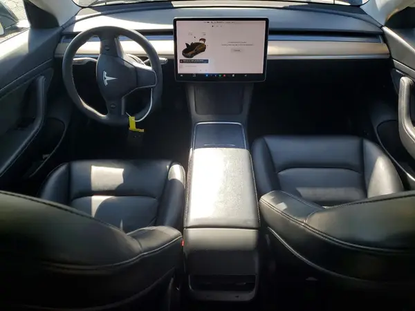 5YJ3E1EA4MF939262 2021 TESLA MODEL 3 - Image 8