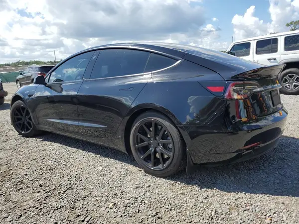 5YJ3E1EA4MF942646 2021 TESLA MODEL 3 - Image 2